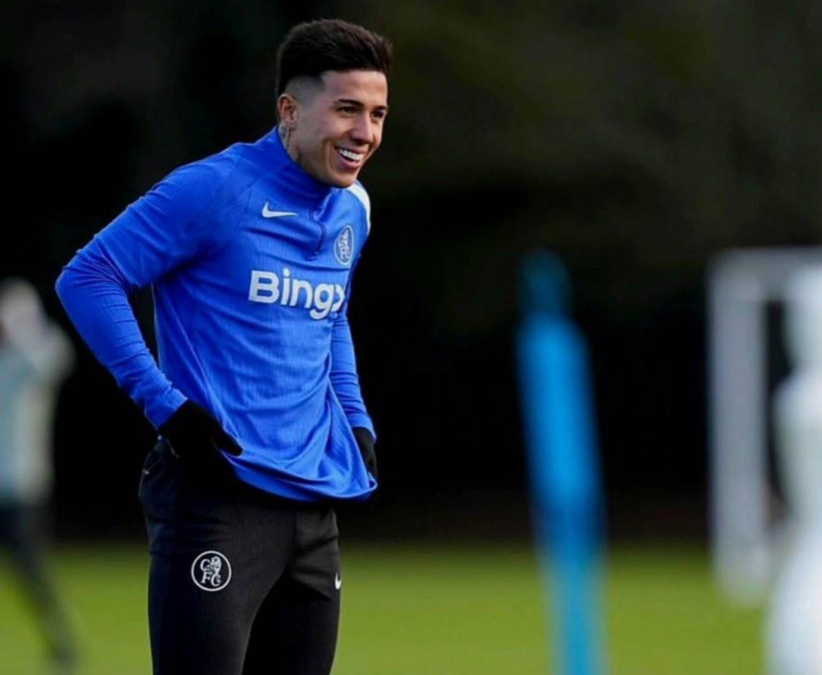 🚨BREAKING: Enzo Fernandez is not for sale.
Any interested clubs would have to break the bank and...