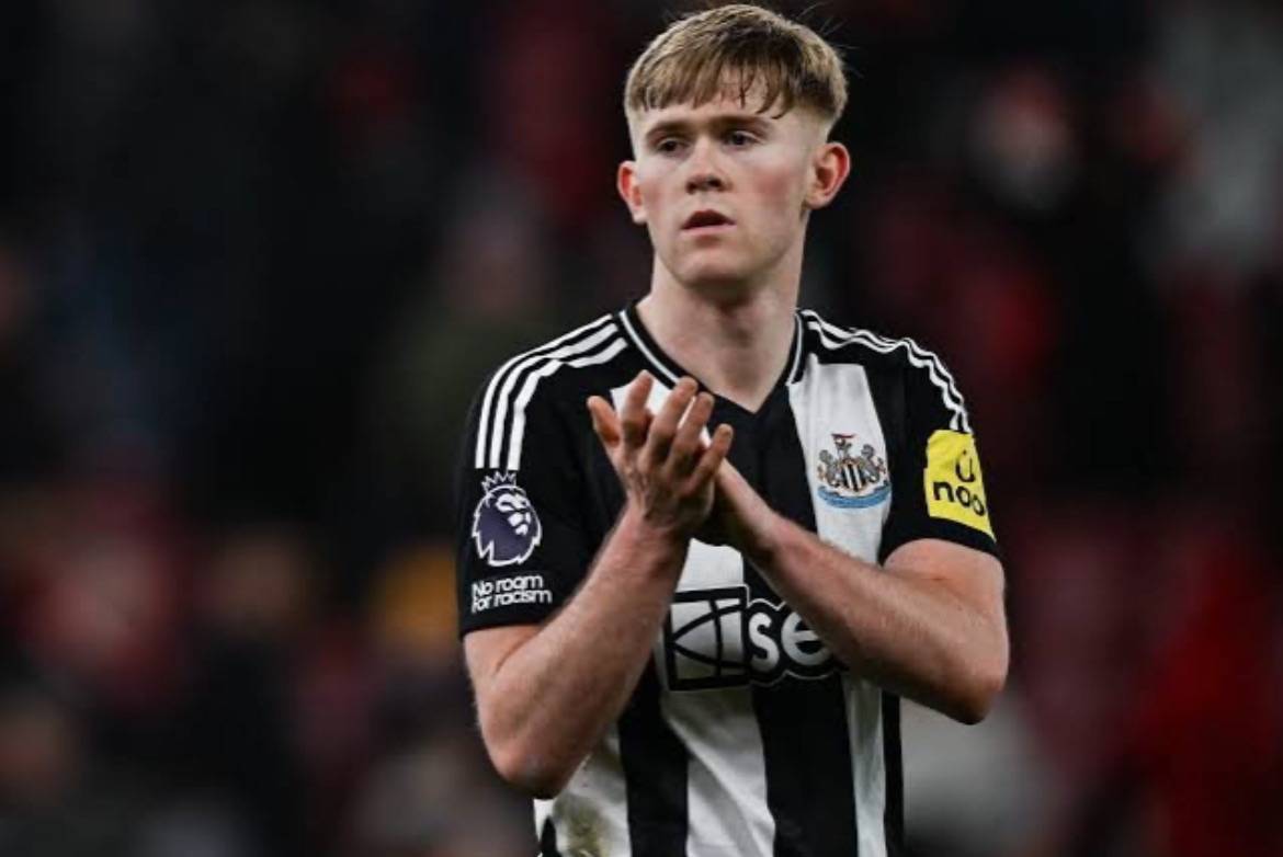 🗣️ Jason Cundy:
"Lewis Hall, from when I saw him at Chelsea to now...I think he could actually mov...