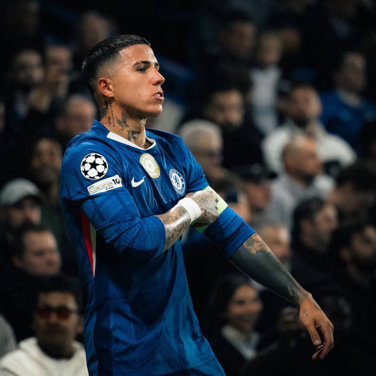 ๐ฃ Enzo Fernandez is asked, which other city would you like to live in:
"Madrid...I like Madrid very...