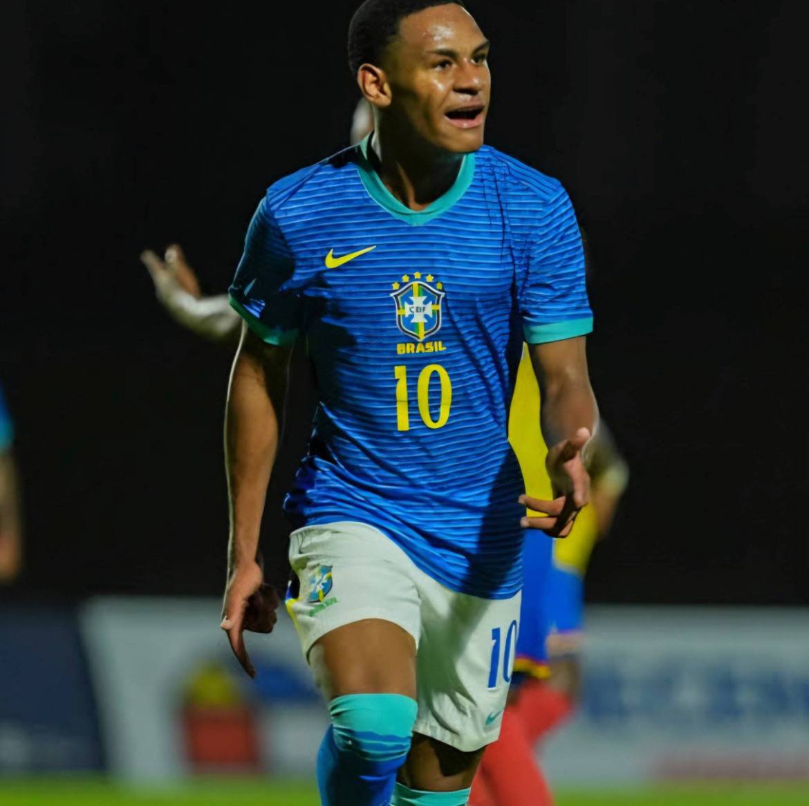 🚨🇧🇷 Eduardo Conceição, the 16-year-old forward, is yet to make his senior debut for Palmeiras but h...