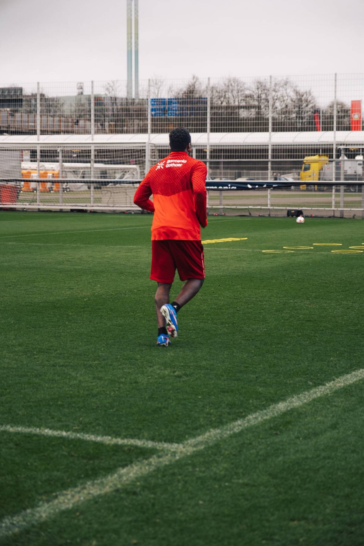 Victor Boniface is back training after a successful knee surgery that took him out for months.
Type...