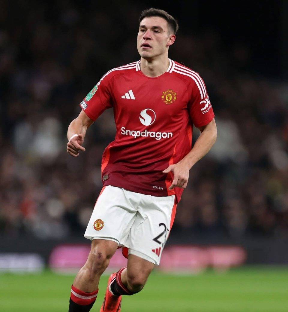 I literally forgot that Ugarte is still a Man Utd player.😂