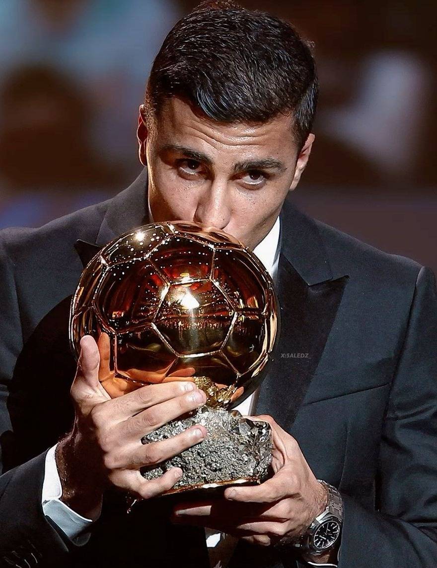 The sudden hate on Rodri by City fans just because he said the truth which is Man City is a small cl...
