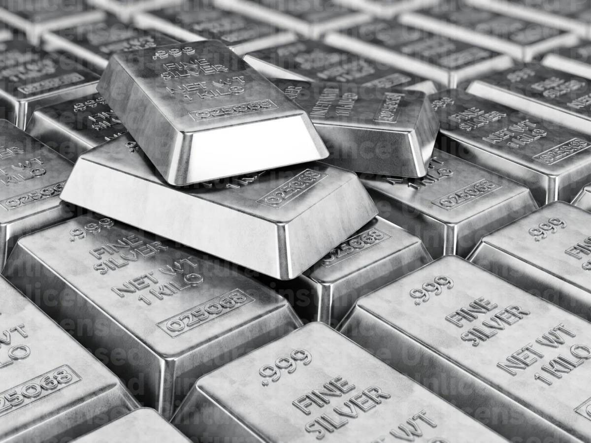 JUST IN: Silver crashes under $75, falling over 15% in a single day.