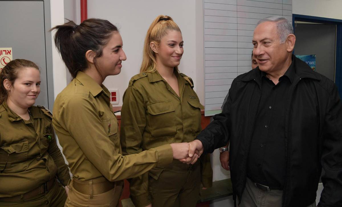 Israeli sources confirm Benjamin Netanyahu is still Alive and is meeting with IDF officer's at a sec...
