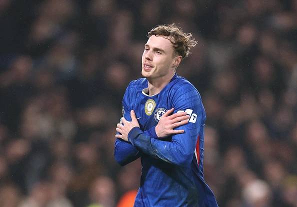 Friend of Cole Palmer Vows to Facilitate Move to Manchester United.
According to a report from The...