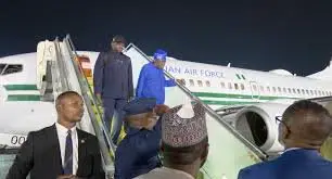 Tinubu Arrives Lagos For Eid-Il-Fitri, After Historic State Visit To U.K.#viral#trending
FOLLOW FOR...