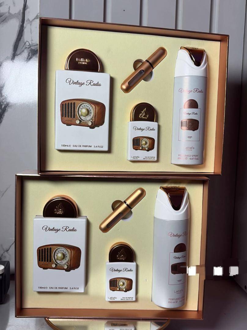 Vintage radio by Lattafa is a timeless scent for someone who appreciates depth,warmth and subtle sop...