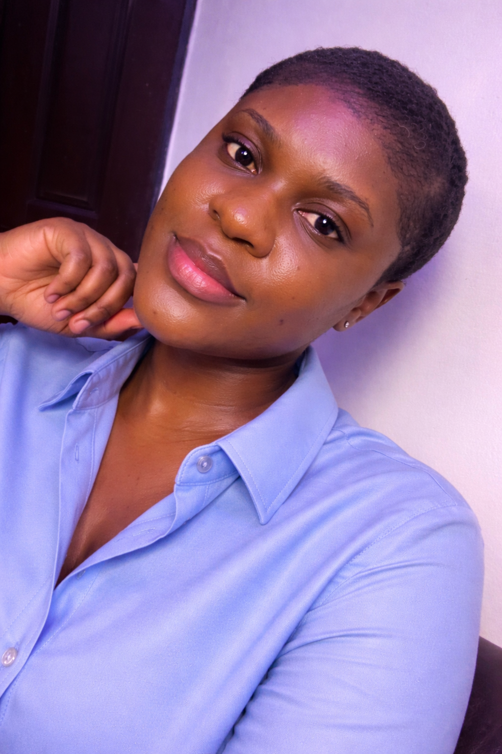 Dear potential customer,no light + plenty sweat and you will still no Dey use roll on,body spray or...