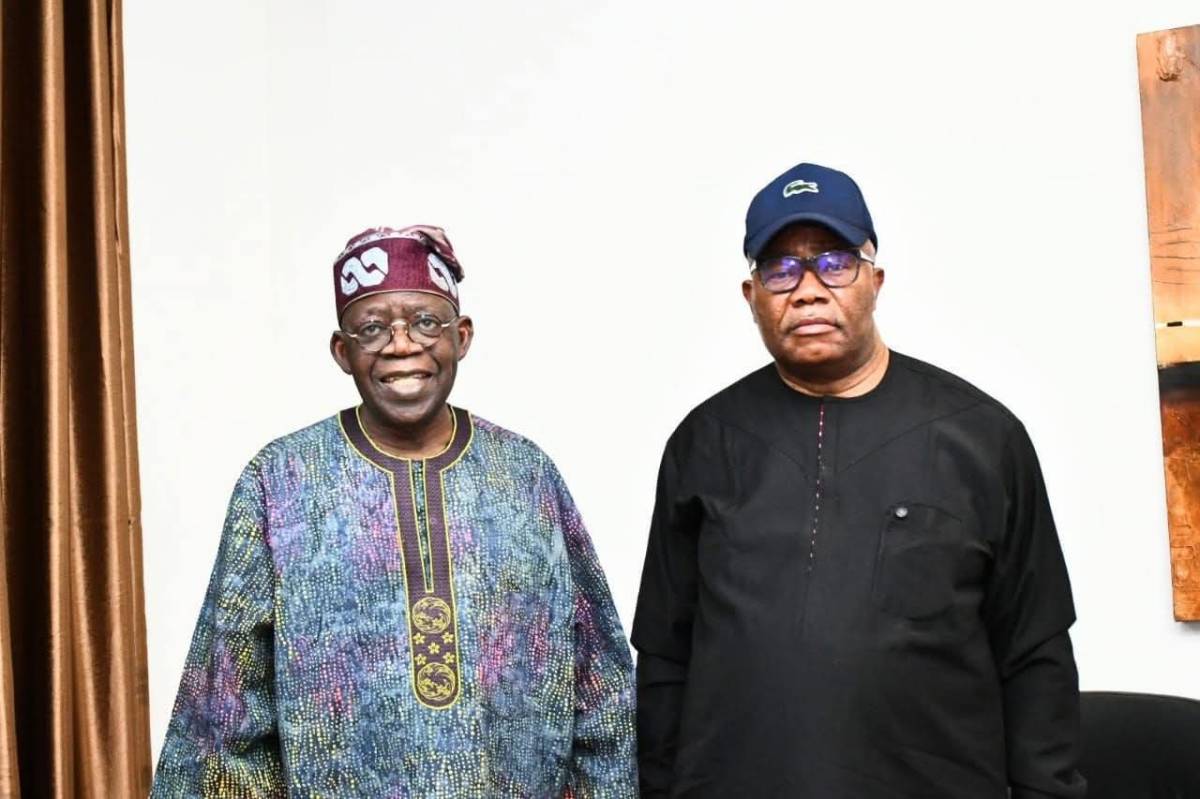 This 2 idiot are enemy of Nigeria