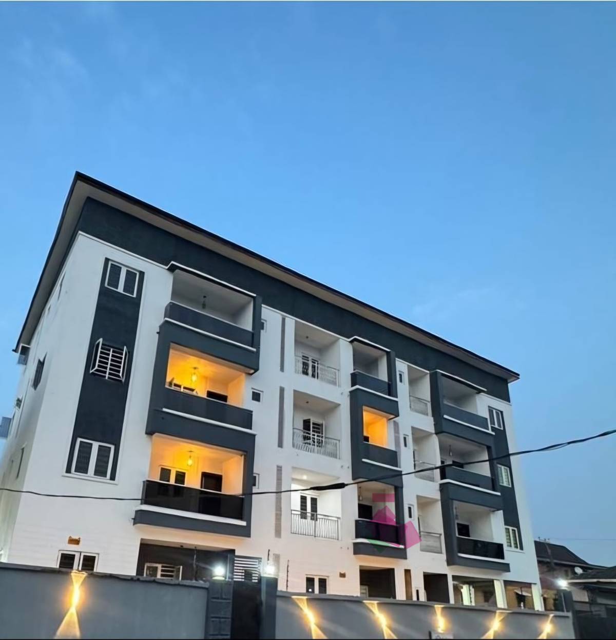 https://www.instagram.com/tonidol_shortlets?igsh=MWJpOGZyc2xqdWxwbw==
#Lagos #Shortlets #Apartment