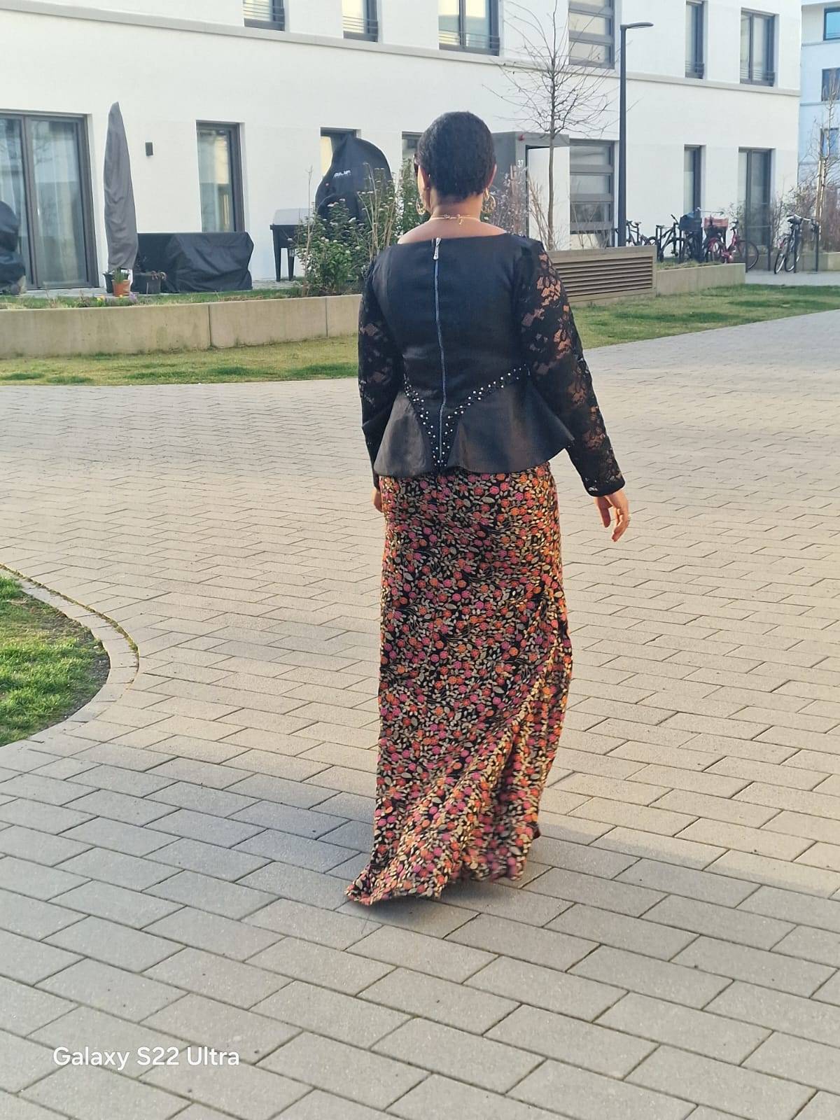 Happy Sunday and good evening beautiful people of Lekeelekee.
Today is almost coming to an end.
I h...
