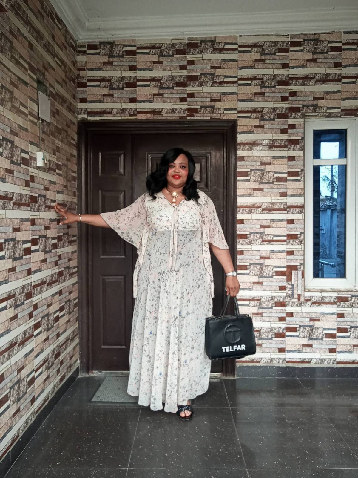 My complete Sunday look: Good morning and happy Sunday to you all