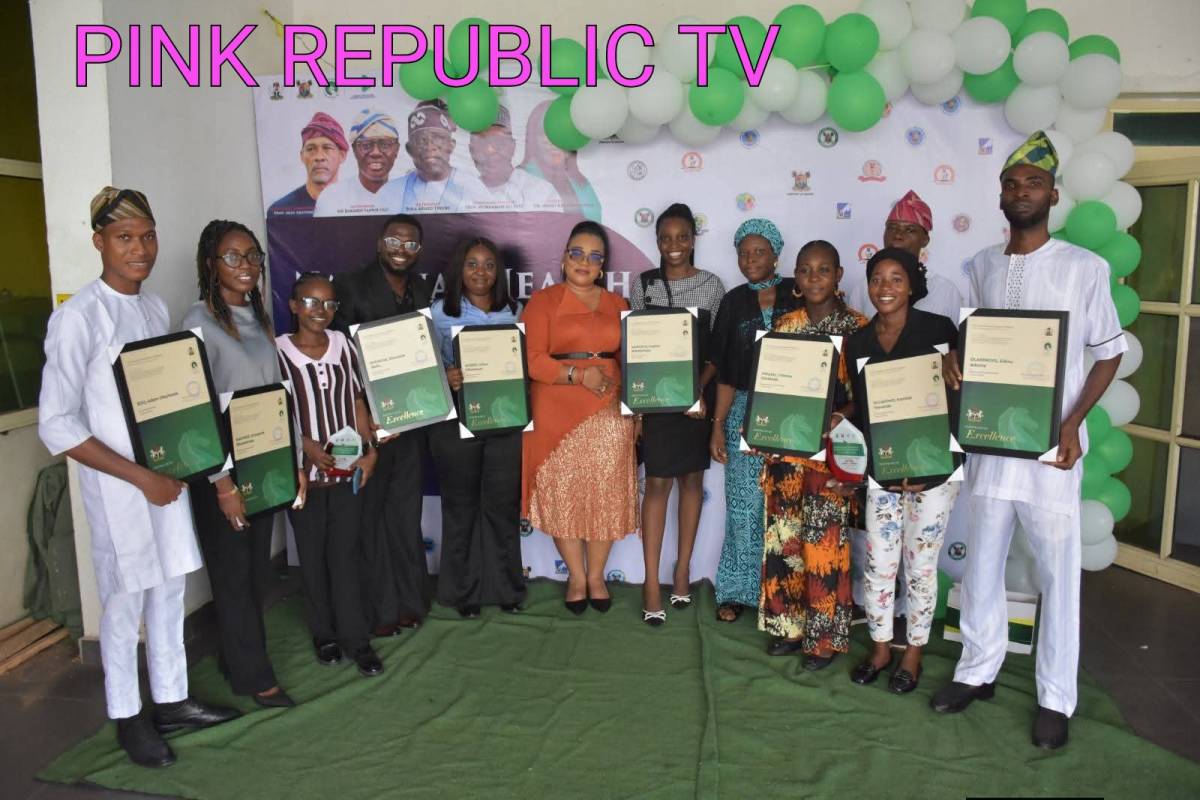 https://pinkrepublic12.blogspot.com/2026/04/lagos-graduates-first-cohort-of.html?m=1