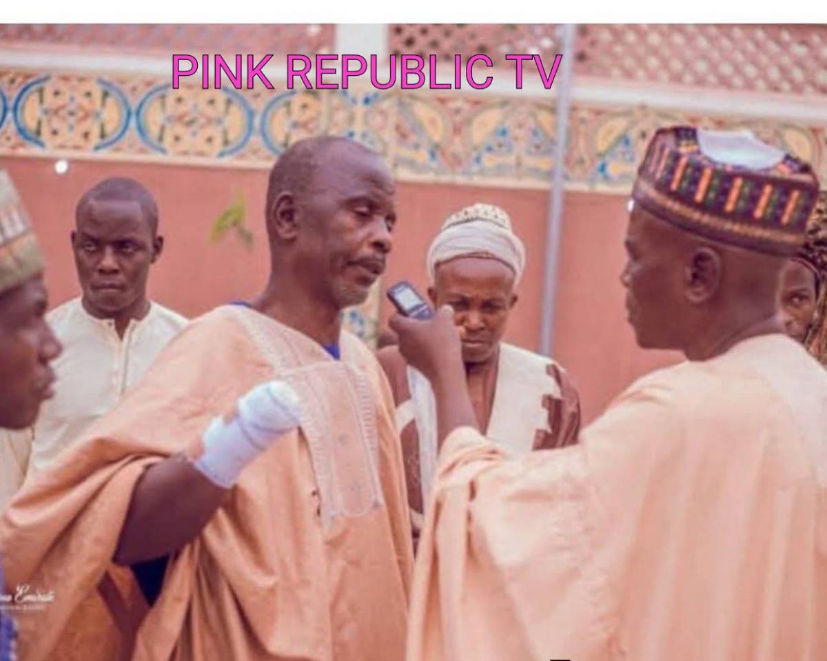https://pinkrepublic12.blogspot.com/2026/04/armed-robbers-cut-off-teachers-hand-in.html?m=1