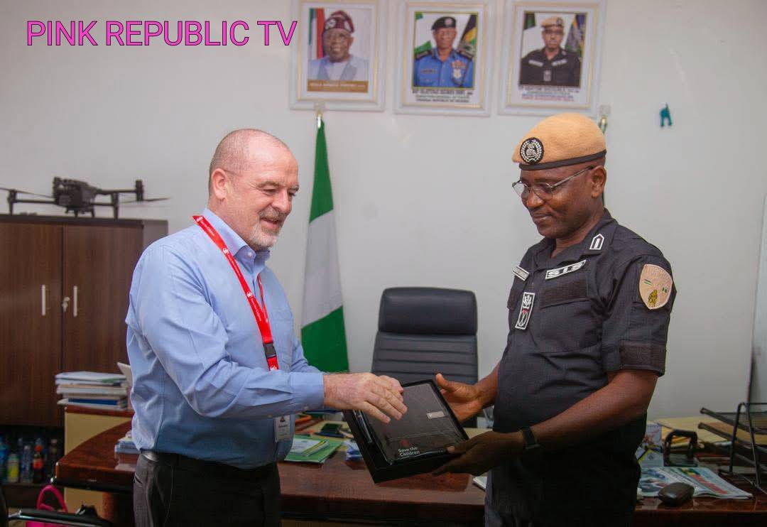 https://pinkrepublic12.blogspot.com/2026/04/save-children-commends-nigeria-police.html?m=1