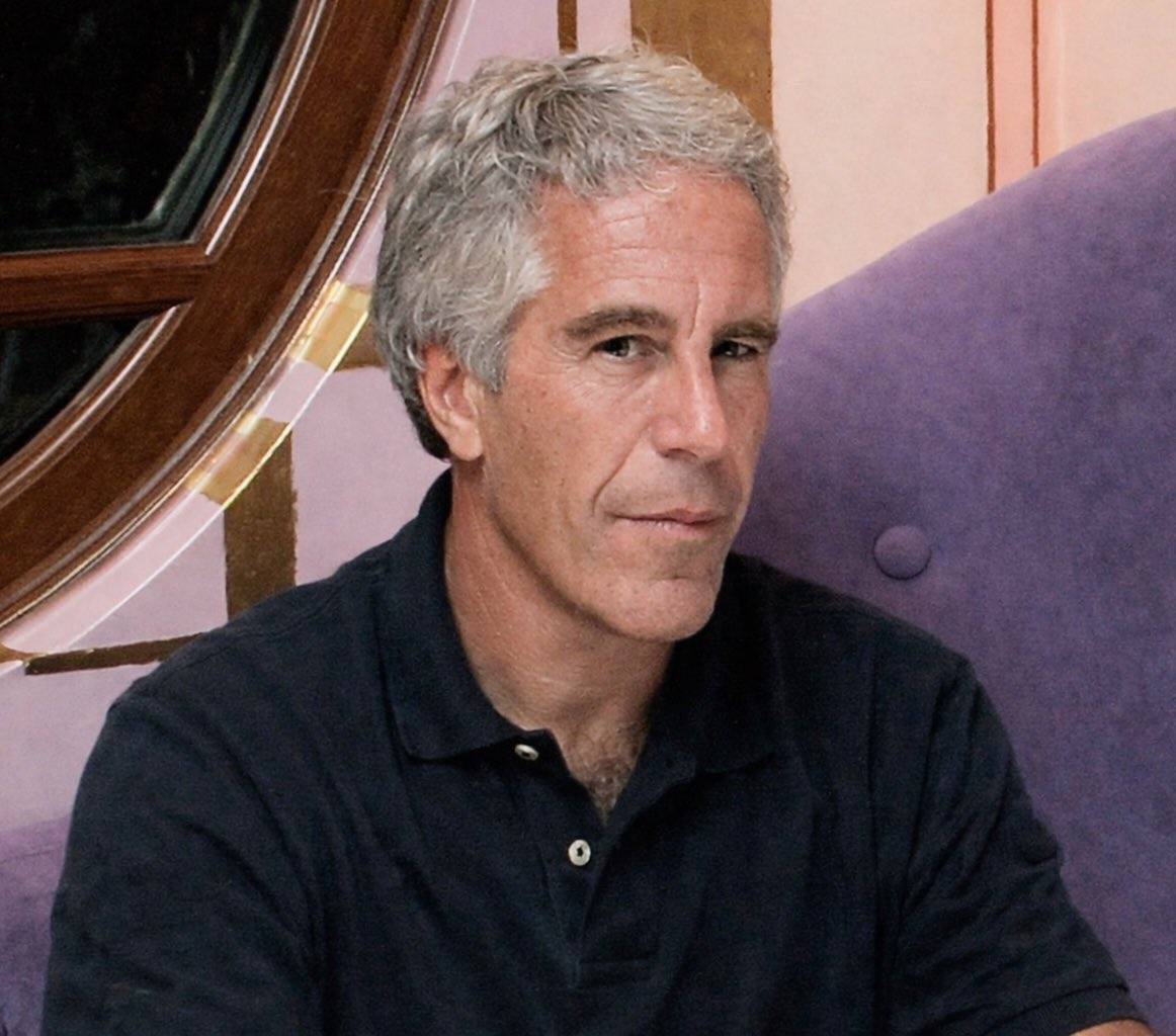 FBI investigation concludes NO CREDIBLE EVIDENCE Jeffrey Epstein ran a sex-trafficking ring involvin...