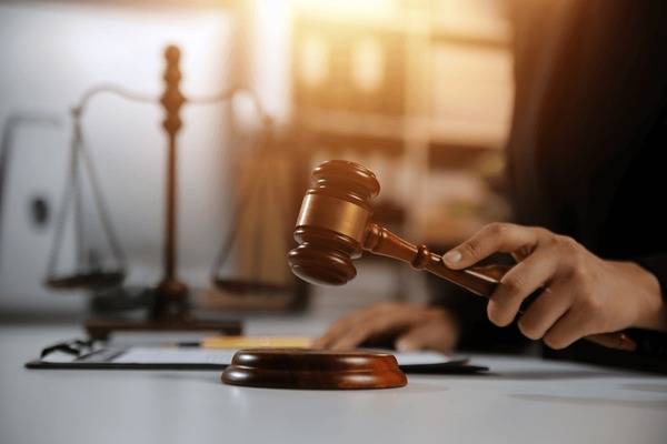 Accra Circuit Court orders man to pay 200,000 Ghana Cedis to woman for failing to marry her after da...