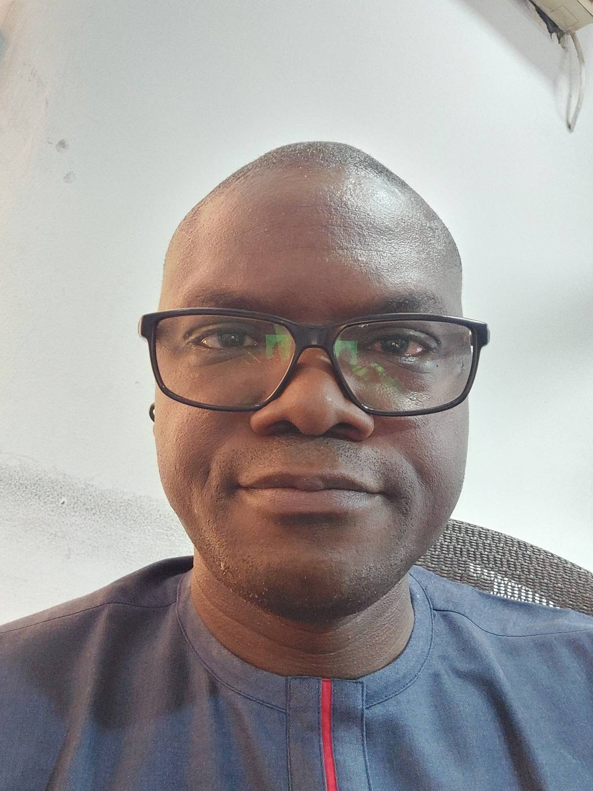Tired look...... thank God it's weekend
