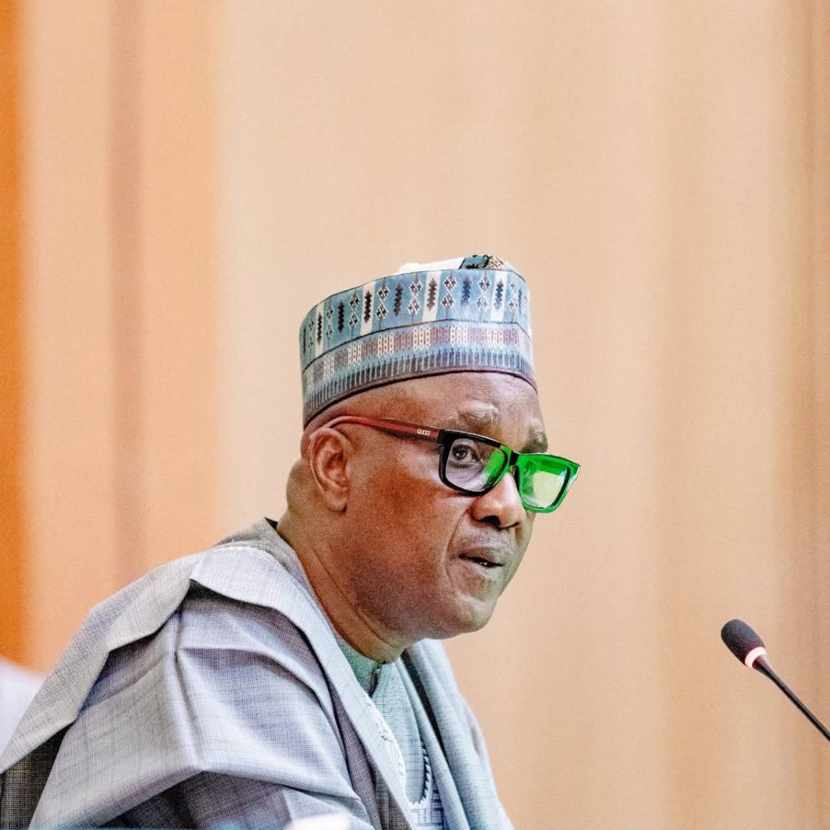 Reps Speaker, Abbas Mourns Former Super Eagles Coach, Onigbinde
https://corenewsnetwork.ng/reps-spea...
