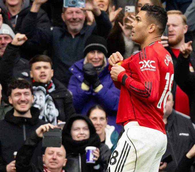 🚨🗣️ Gary Neville on Casemiro: “It’s right that United do let him go and it’s RIGHT that he does lea...
