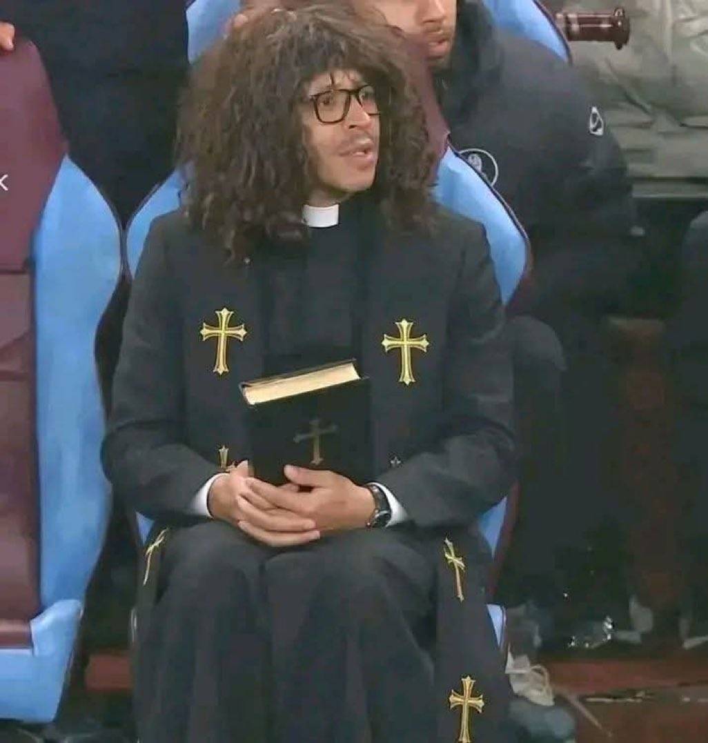 This picture will be useful by 11pm.

All hail Rose Mary