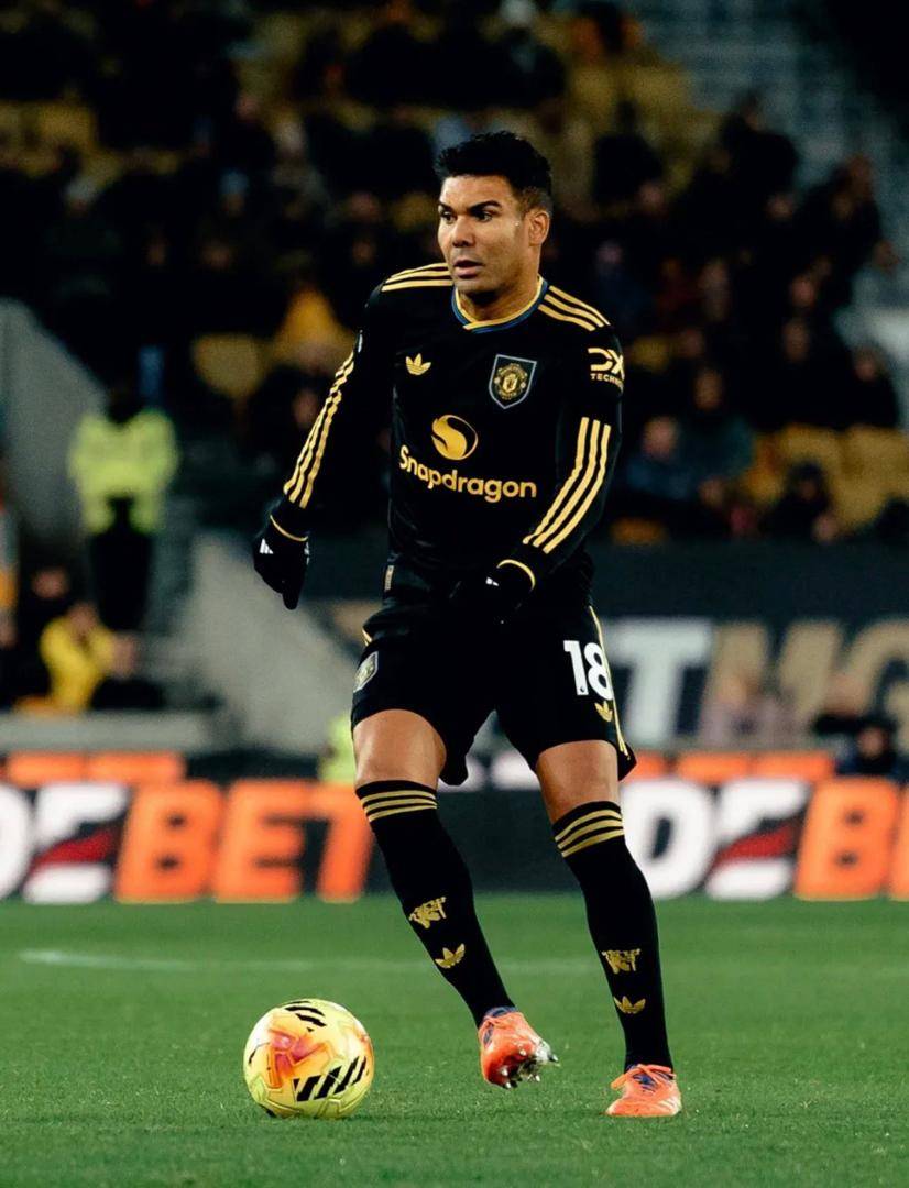 ๐จ ๐๐๐: United are in ADVANCED talks to sign Bruno Guimaraes, who was personally recommended by Case...