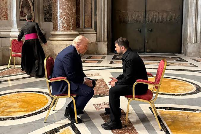 Zelensky Accuses Trump of Pressuring Ukraine Over Peace Talks.
Volodymyr Zelenskyy has accused Dona...