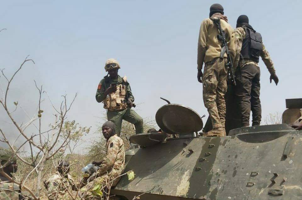 Gun Battle in Plateau Leaves Soldiers, Vigilantes Dead.

At least three soldiers and seven vigilante...