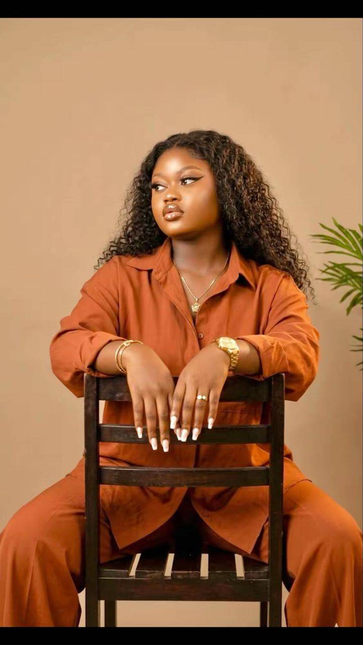 Happy Birthday, Victoria!
Today, we celebrate Akanni Victoria, one of our newest Associate Reporter...