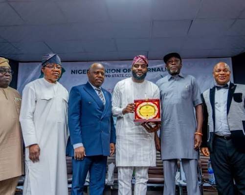 Oyo Speaker Applauds Mental Health Initiative.
Oyo State Assembly Speaker Adebo Ogundoyin has comme...