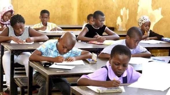 FG Plans to Replace Common Entrance with Learner ID.
The Federal Government of Nigeria plans to scr...