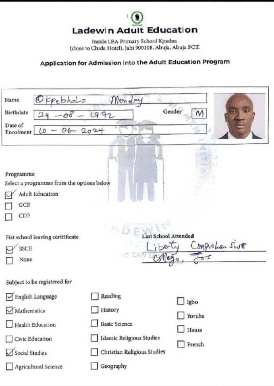 Our Edo governor educational qualifications 😭😭😭