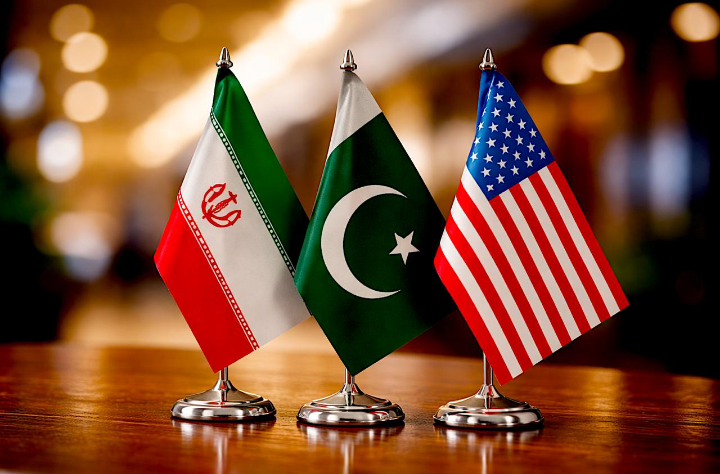 Breaking News π¨: "Islamabad Accord" US, Iran Weigh Ceasefire Plan by Pakistan
Iran & the US have r...