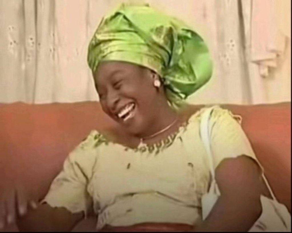 Data Boys monthly allowance is no longer 20K.
Now itβs 3K pere. Garri & groundnut, no milk.
One se...