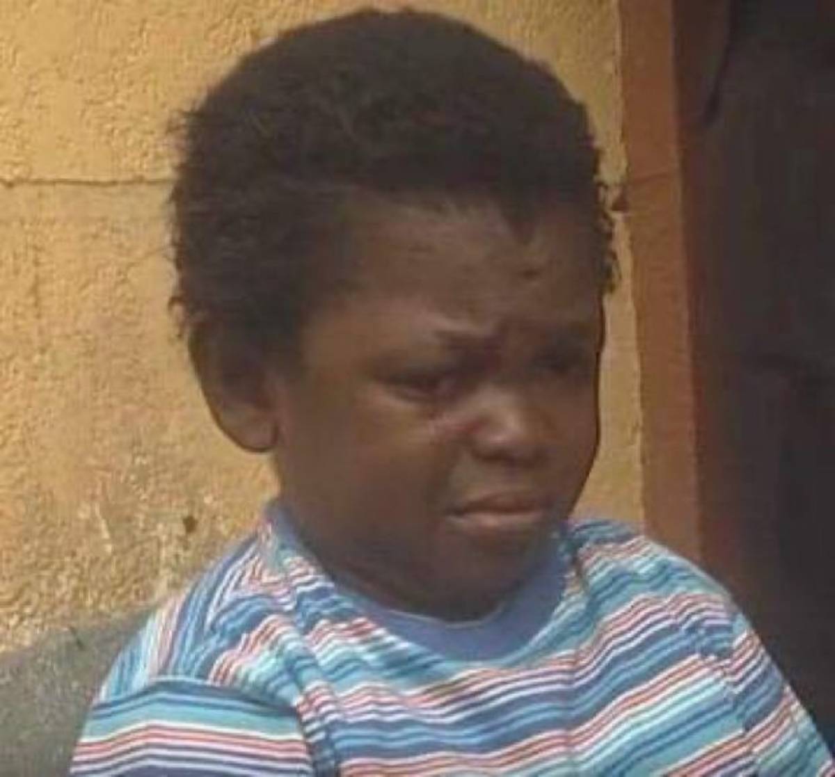 Principal: you go back your father has paid your school fees
Me after i Don contribute money for ri...