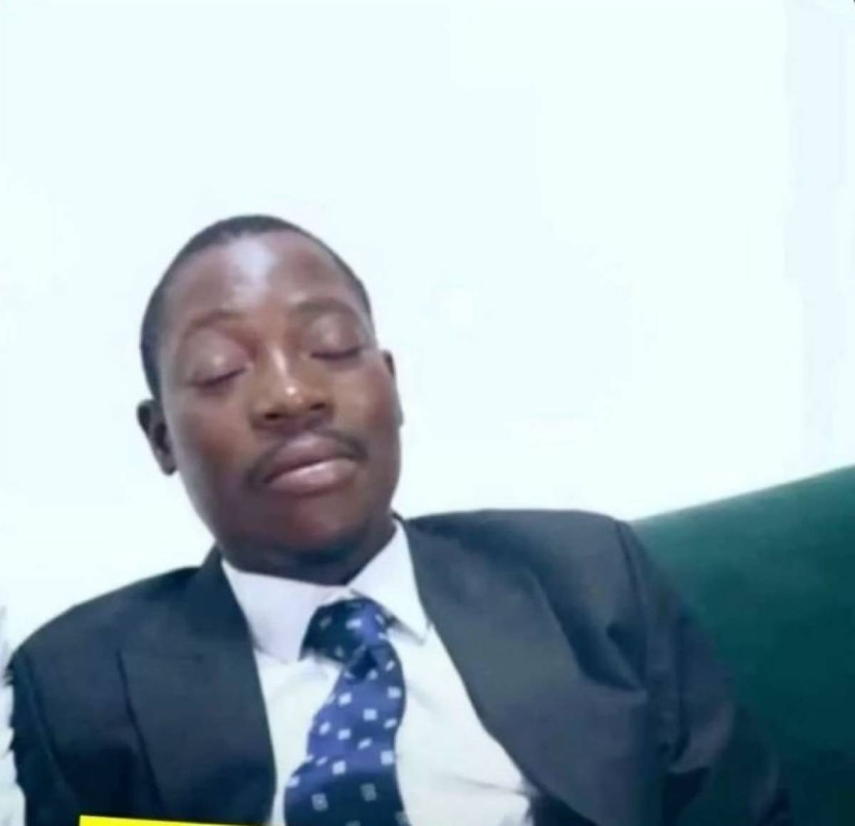 Once MTN sabi say you Dey use button phone, dem go wan use data bonus finish you