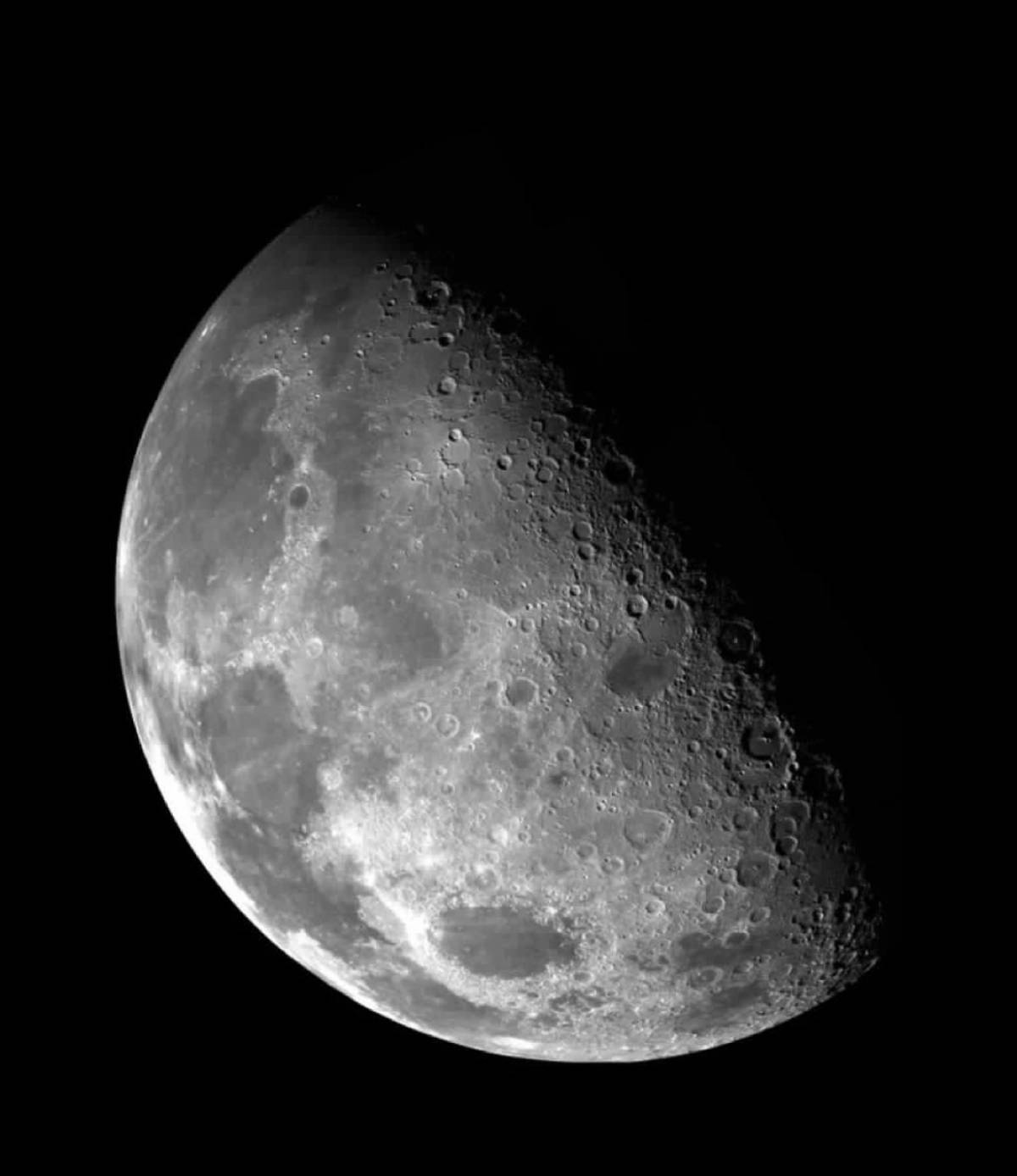 Today, humans will be leaving the earth and flying around the moon for the first time since 1969! Hi...