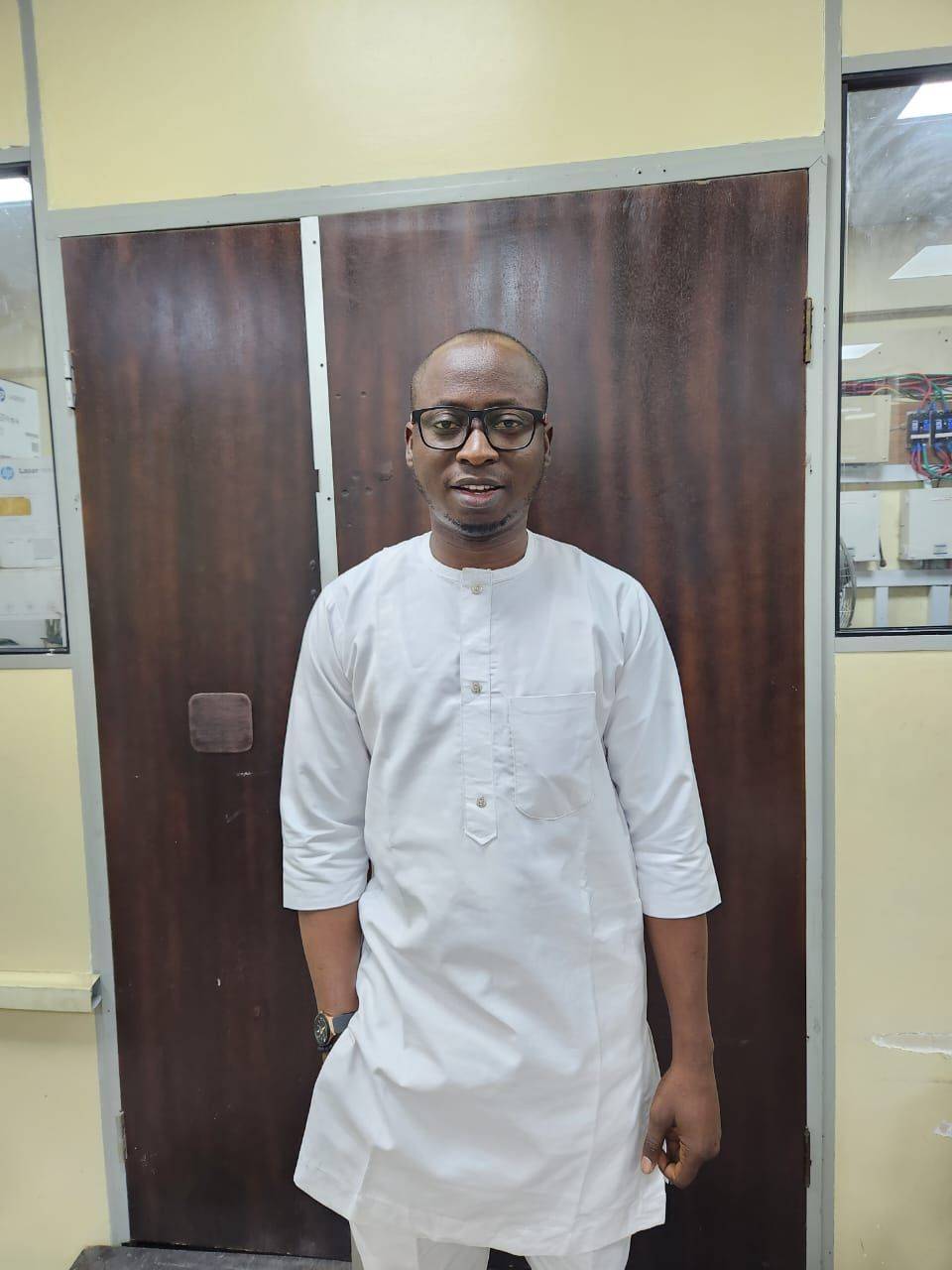 I’m new here. Let’s be friends! Follow me, and I’ll follow you back.
