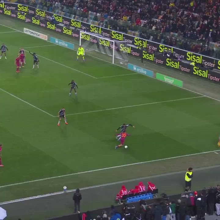 Maduka OKOYE with a spectacular save against AS Roma. The save that sealed Udinese’s 1-0 win over AS...