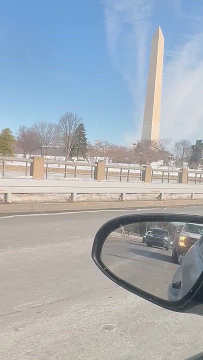 The Monument beside WhiteHouse