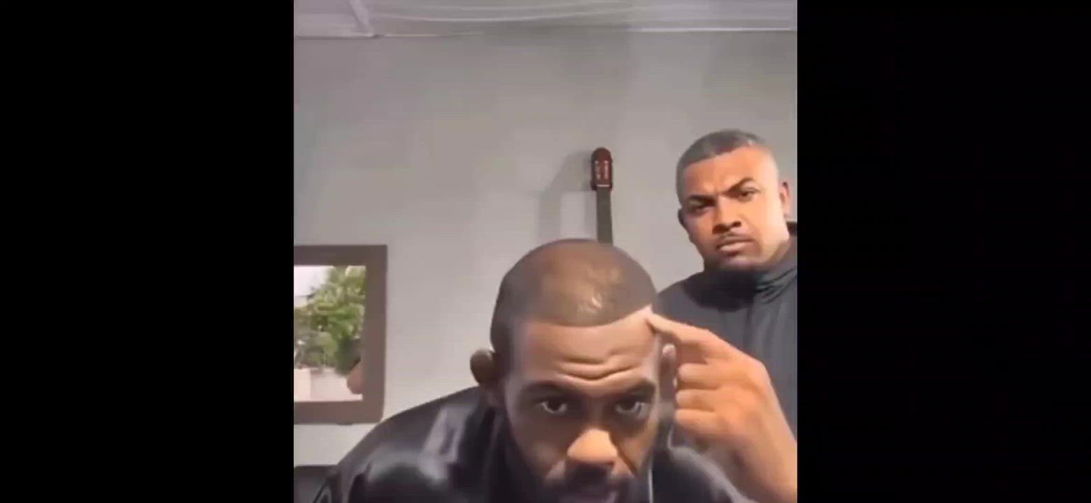 🤣🤣🤣🤣, please what would you do?

#laughs #LekeeLekee 
#Viral