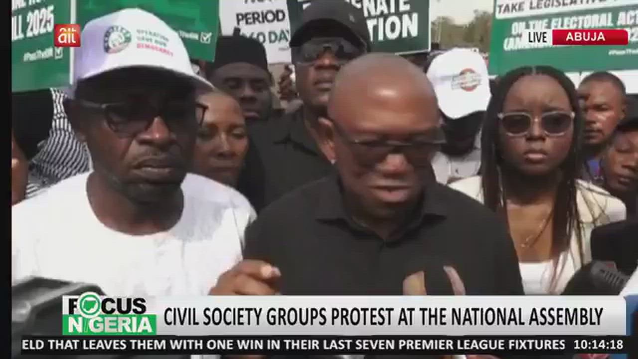 [WATCH] Peter Obi leads anti-Senate protest on e-transmission of election results, insists results m...