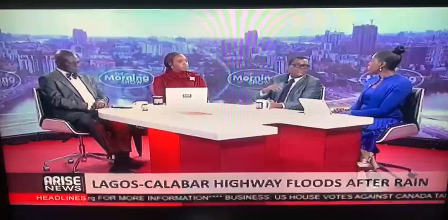 The only “acclaimed” achievement of Presineck Tulumbu. Even 30km out of 700km can’t stand flood....