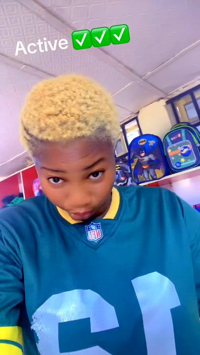 Another day to showcase my brand 💃💃
Am just a DM away guys ✌️
#abby #LekeeLekee #NaijaPride #Tre...