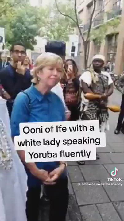And here is the satire of the day! watch as Ooni of Ife interact with a white lady in Europe in Yoru...