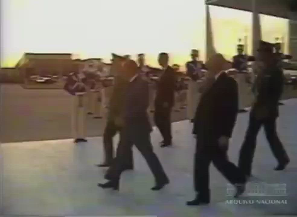 1983 event where 12-year-old Rosângela Cordeiro from Goiás, Brazil, evaded security to hand Presiden...
