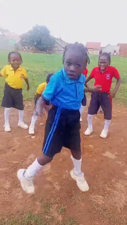 Let's celebrate lekeelekee with this dance step
