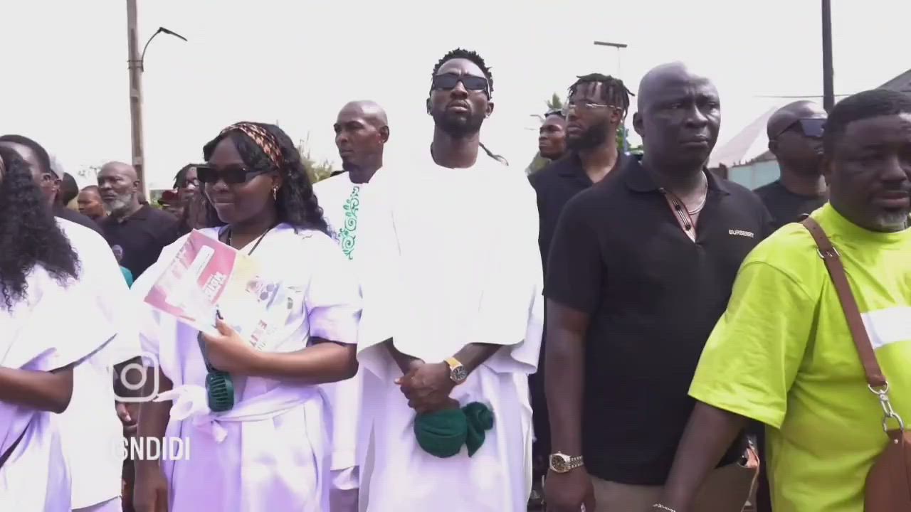 Super Eagles captain, Wilfred Ndidi bur!es his Father. 💔
May His soul rest in peace 🙏