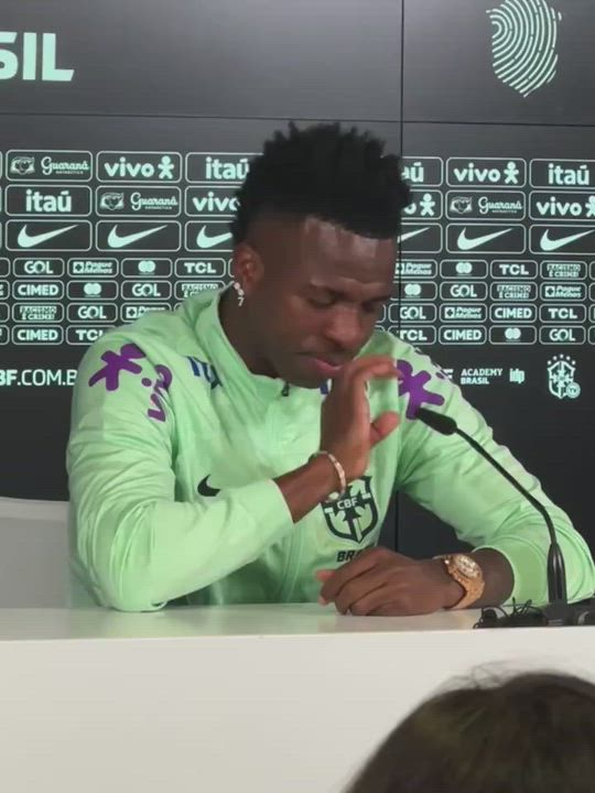 🔙🗣️ Vinicius: "All I want is to play football and for Black people not to suffer." 🥹❤️